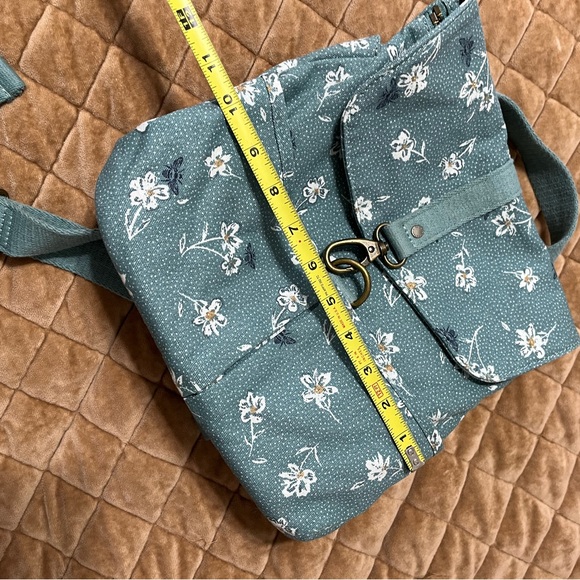 Fat face Floral Teal Backpack - Picture 3 of 9